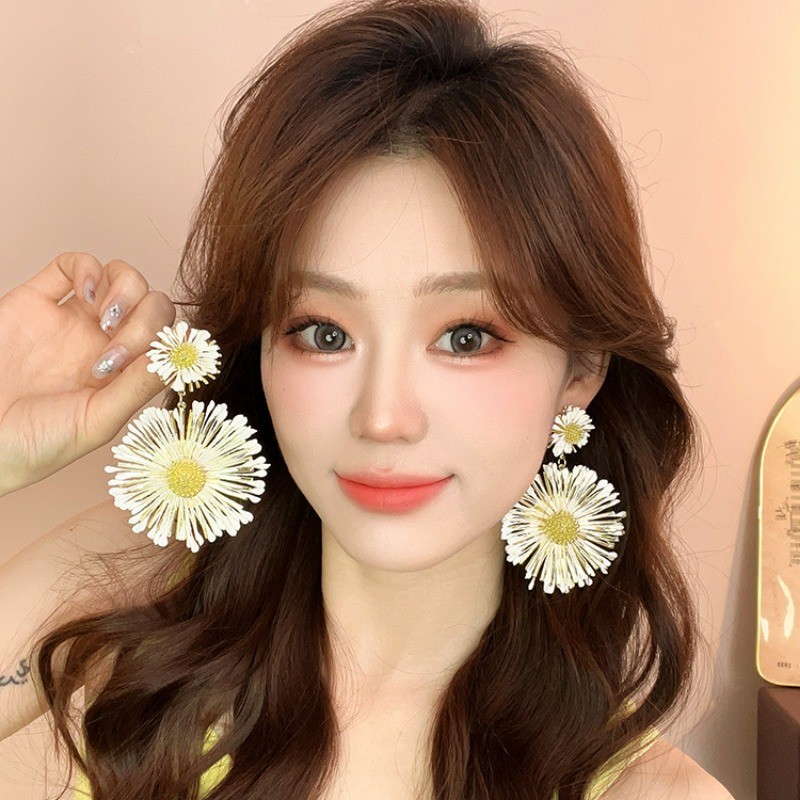 2026 Phong Cách Mới Sang Trọng Nữ Bông Tai Thời Trang Hoa Cao Cấp Bông Tai