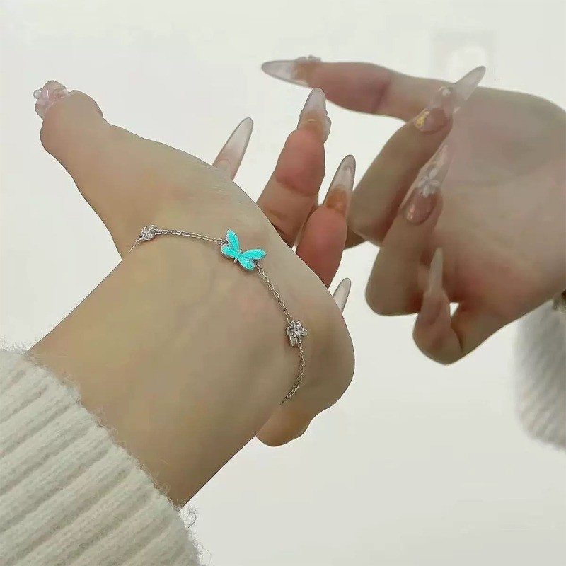 Vòng cổ bướm xanh thời trang - Dây chuyền có thể điều chỉnh bằng kim loại hợp kim phát sáng trong bóng tối - Hoàn hảo cho trang phục thường ngày / tiệc tùng