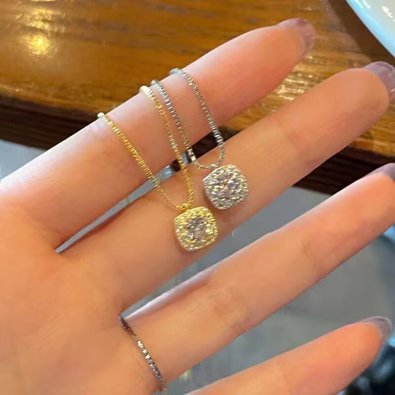 Vòng cổ vuông zirconia thời trang Hàn Quốc màu bạc, món quà lý tưởng cho sinh viên nhân dịp sinh nhật