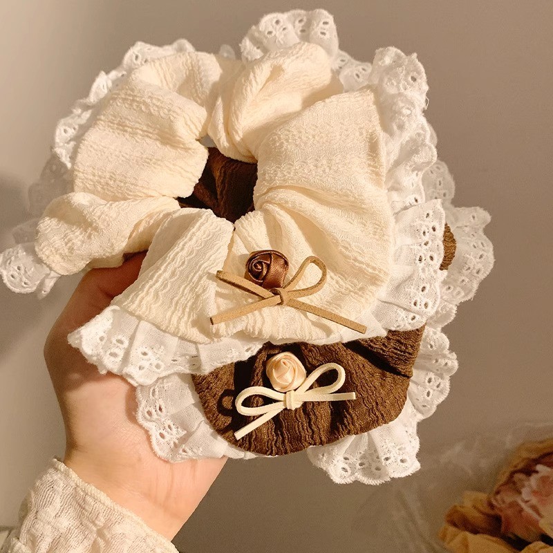Dây Buộc Tóc Scrunchies Viền Ren Đính Nơ Hoa Hồng Style Retro Pháp Phụ Kiện Tóc Nữ Empoli