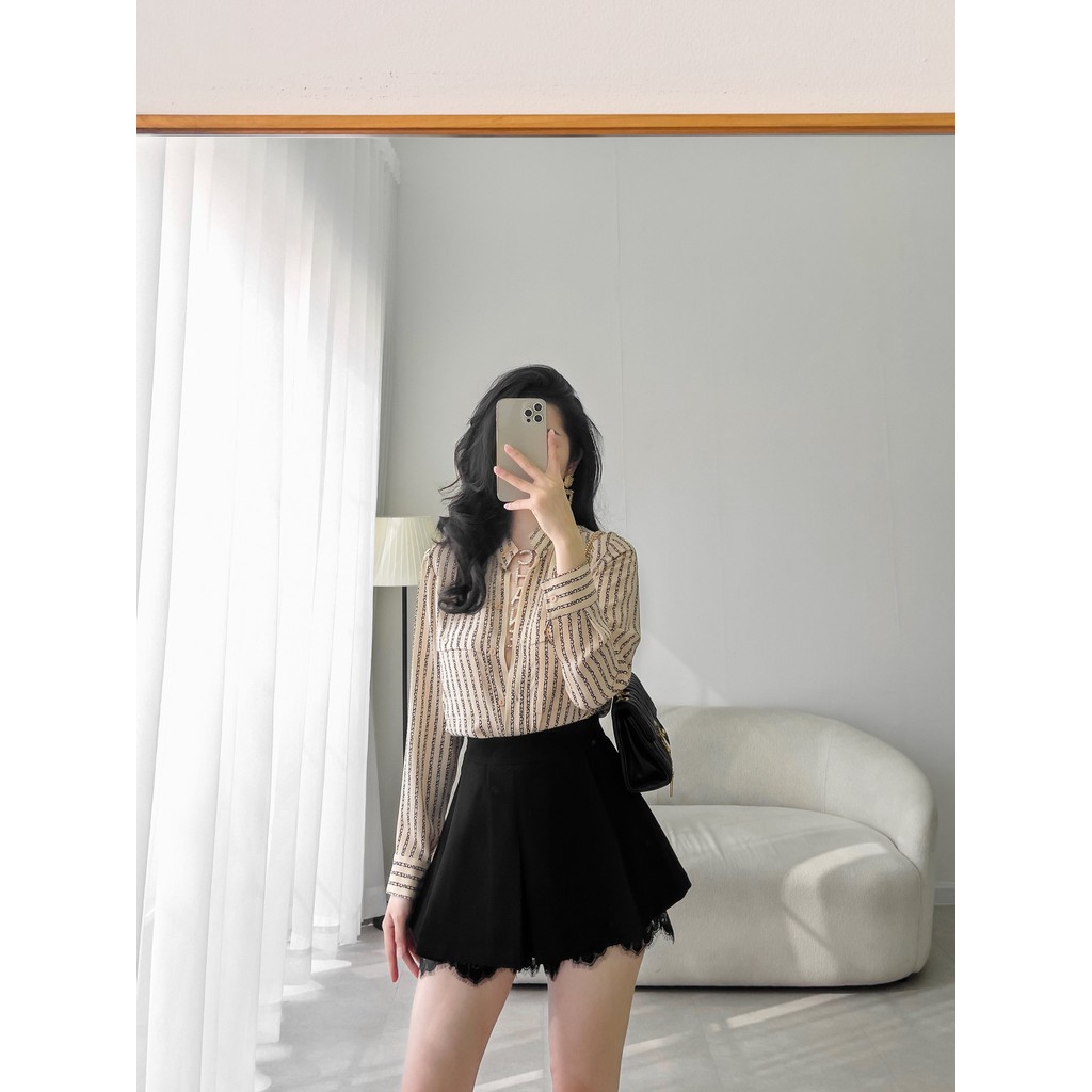 ÁO SƠ MI CỔ TRỤ IN CHỮ MÀU BE