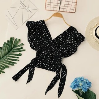 ✨Shop Voan Top Phiên Bản Hàn Quốc Ngọt Ngào Chấm Bi Cổ Chữ V Bay Tay Pháp Lãng Mạn Áo Sơ Mi Nhỏ Phối Ren Ngắn Top 25.5.9