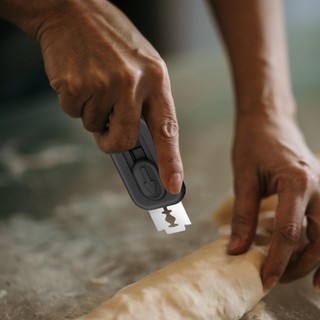 Bánh mì Lame Dough Scoring Slashing Tools Baking Sourdough Bread Knife Bánh mì cắt có thể thu vào với 5 máy cắt có thể thay thế antirtvn