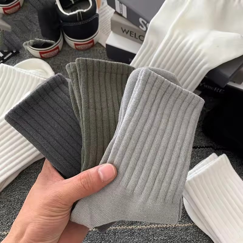 1 / 3 Đôi Tất Cotton Nam Nữ Thu Đông - Vớ Thể Thao Ống Giữa Màu Trơn - Thời Trang Đơn Giản, Mềm Mại Thoải Mái - Hút Mồ Hôi, Chống Mùi, Thoáng Khí Bắp Chân Ngắn