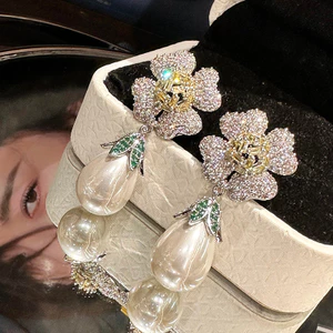 Bông tai ngọc trai hoa Zircon sang trọng thời trang