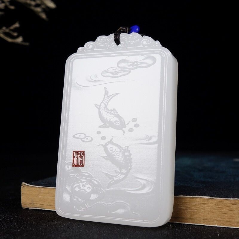 Mặt dây chuyền cá Hetian tự nhiên Mặt dây chuyền nam nữ Đơn giản hàng ngày tươi công cộng
