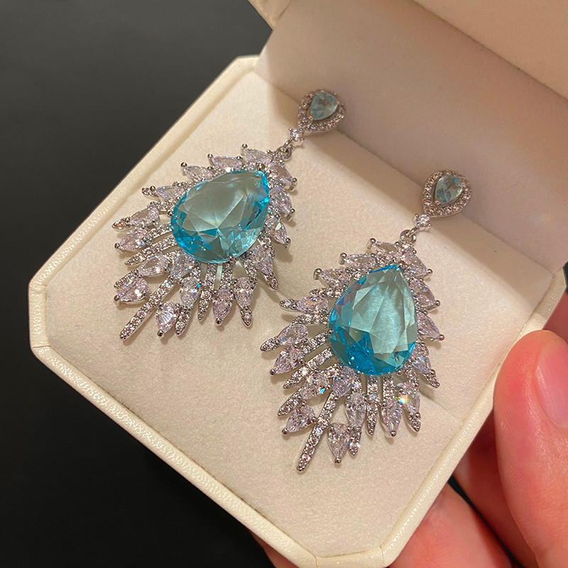 Bông tai dài tinh tế Zircon màu xanh mới