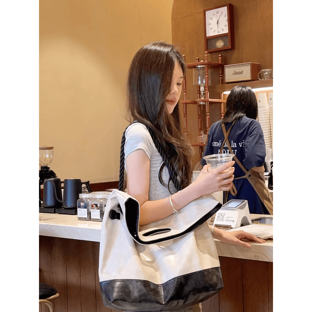 Túi đeo chéo thời trang mới hợp với mọi cảm giác tiên tiến băng thông rộng đi lại đẳng cấp