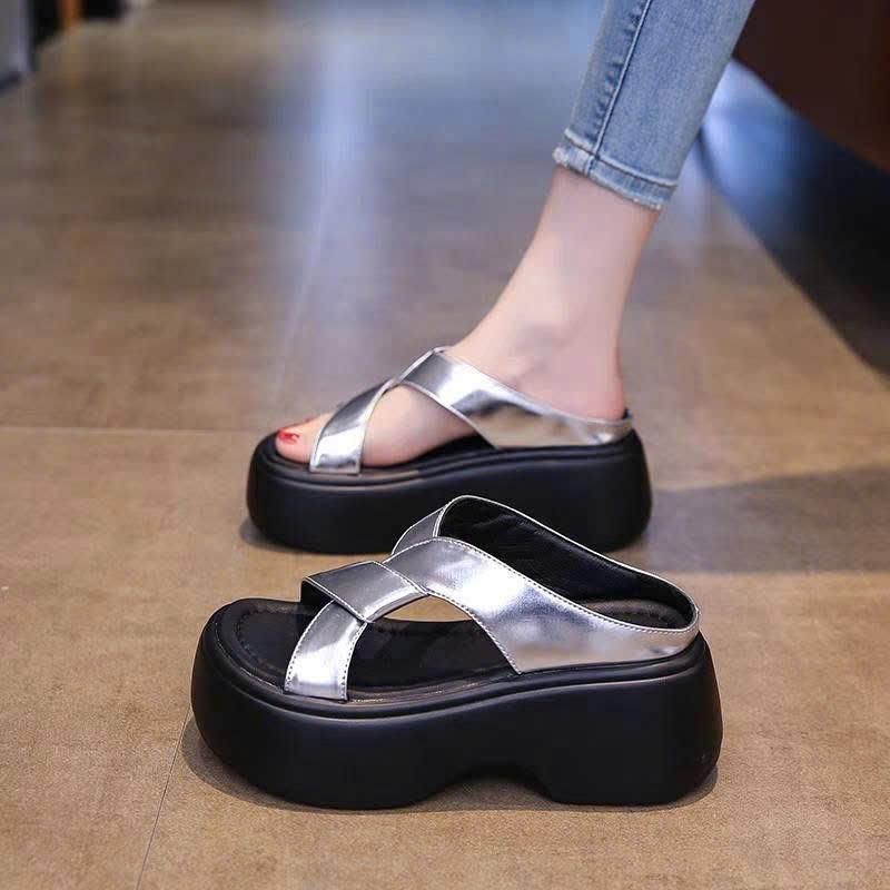DÉP BÁNH MÌ ĐẾ LƯỢN QUAI XOẮN CHÉO ĐẾ 6CM BB uull