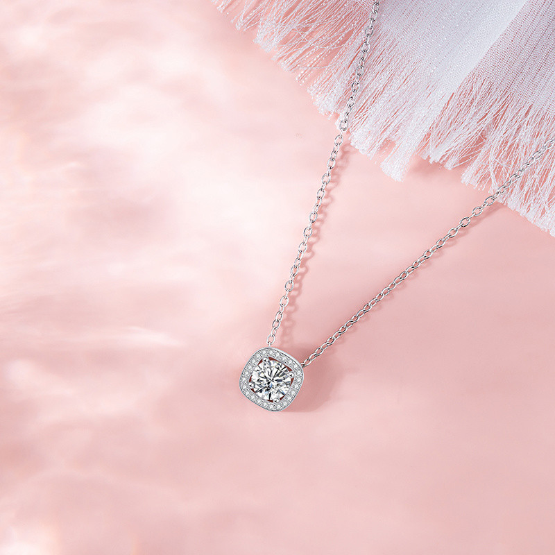 Thời Trang Vuông Zircon Vòng Cổ Thép Titan Không Phai Màu Nữ Mặt Dây Chuyền Độc Đáo Tất Cả Trận Đấu Dây Chuyền Xương Đòn