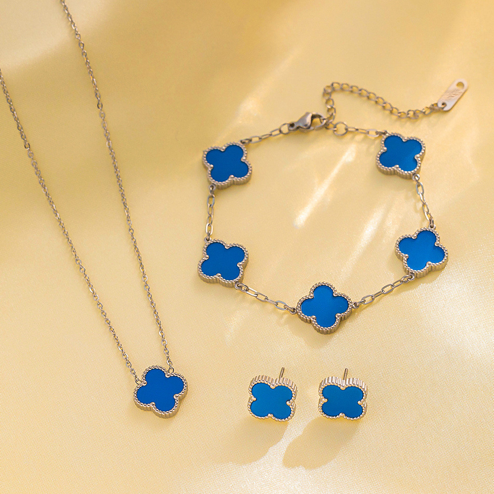 Vòng cổ vòng tay cỏ ba lá bốn lá bằng thép không gỉ vàng 18k Bộ vòng cổ không phai màu có thể đeo trong cỏ ba lá tắm | Shopee Việt