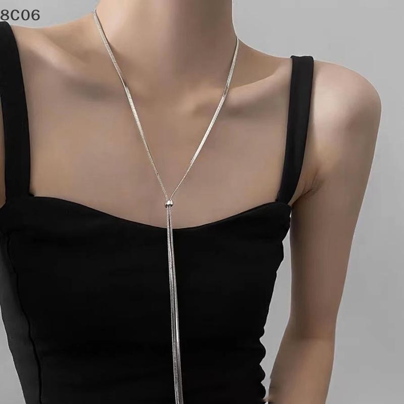 [8c06] Vòng cổ kéo dài cực dài dành cho nữ Thiết kế ánh sáng Niche Dây chuyền xương rắn cao cấp [8C]
