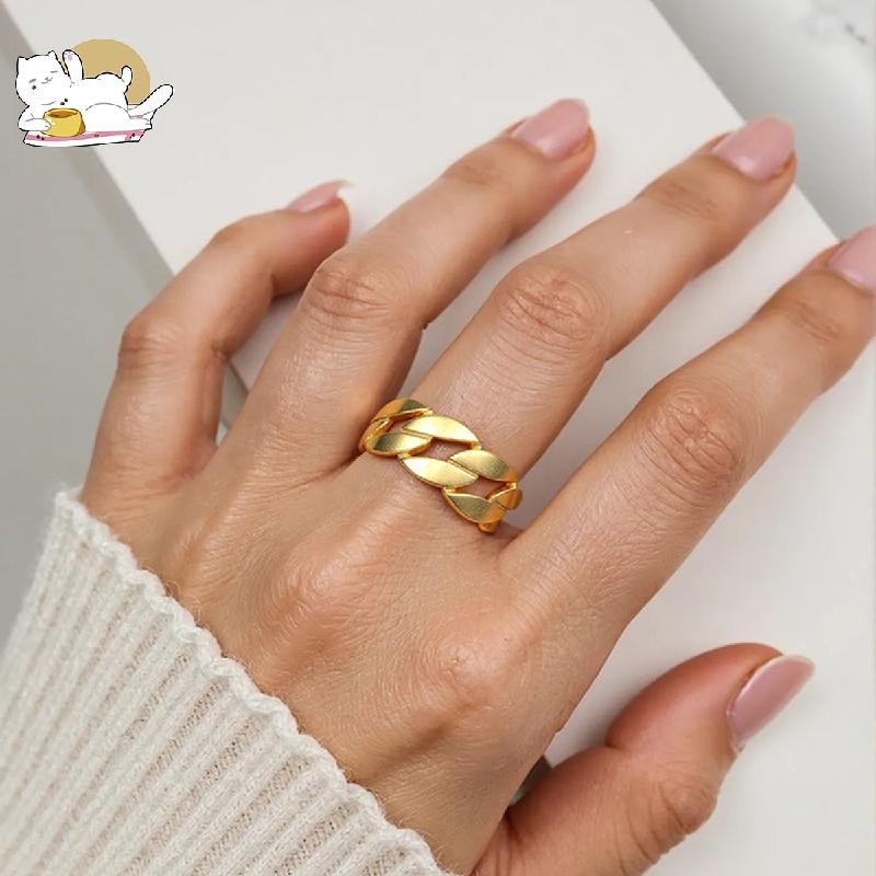 Couple Rings by yiyuethirddk.vn