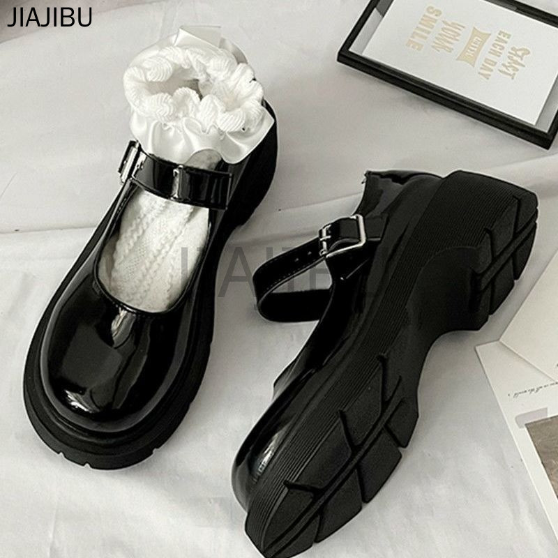 Size 35-44 Giày Nữ Cỡ Lớn Giày Đi Học Mũi Tròn Màu Đen Đế Dày Chống Trượt Phong Cách Trường Học Anh Cổ Điển Korean Fashion Casual Patent Leather Platform Mary Jane Shoes Giày Da Lolita JK Nhật Bản Màu Lì French Soft Sole Cosplay Doll Shoes Giày Khiêu Vũ