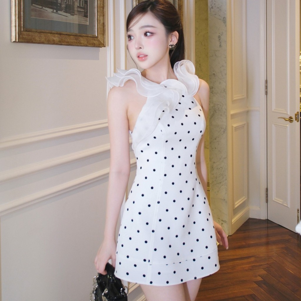 Đầm Khiết Fashion họa tiết chấm bi cổ yếm phối bèo tơ phong cách nữ tính thanh lịch KD141