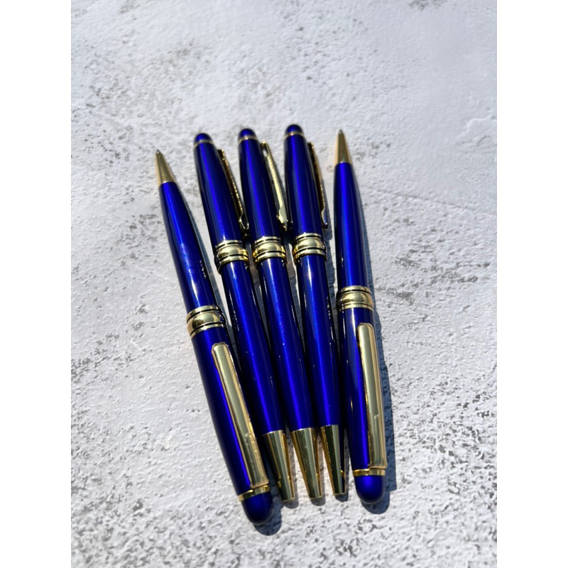Bút ký tên kí hợp đồng mực xanh nét 0.8mm.