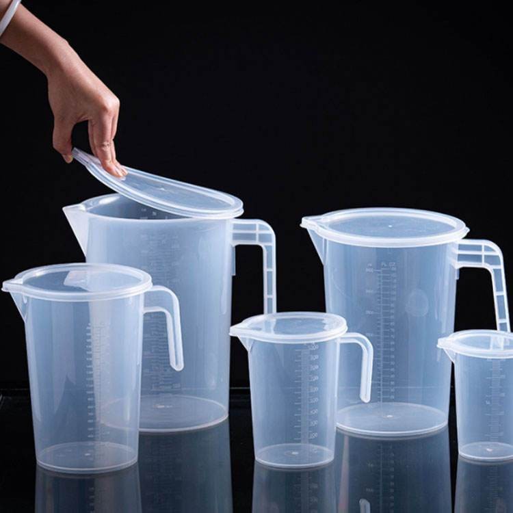 Cốc Đong, Ca Đong Nhựa Đủ Size - Định Lượng Có Nắp Đậy, Chia Vạch Tiện Dụng Cho Pha Chế