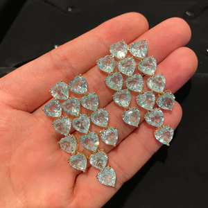 Tính khí Bông tai hình trái tim màu xanh đơn giản đẹp khí chất Zircon