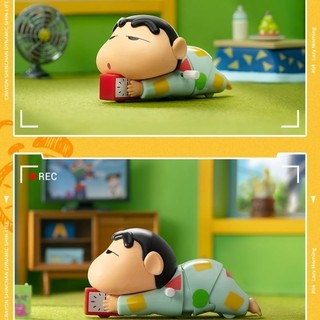 Búp bê Crayon Shin-chan Anime Búp bê đồng hồ hợp thời trang dễ thương Hình hành động có thể chơi được Đồ trang trí máy tính để bàn Bạn bè Hộp mù Trẻ em Quà tặng sinh nhật