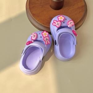 dép sục nhựa gắn sticker thỏ hoa đáng yêu bé thích mê chất liệu eva êm mềm nhẹ chống trượt cho bé gái S21