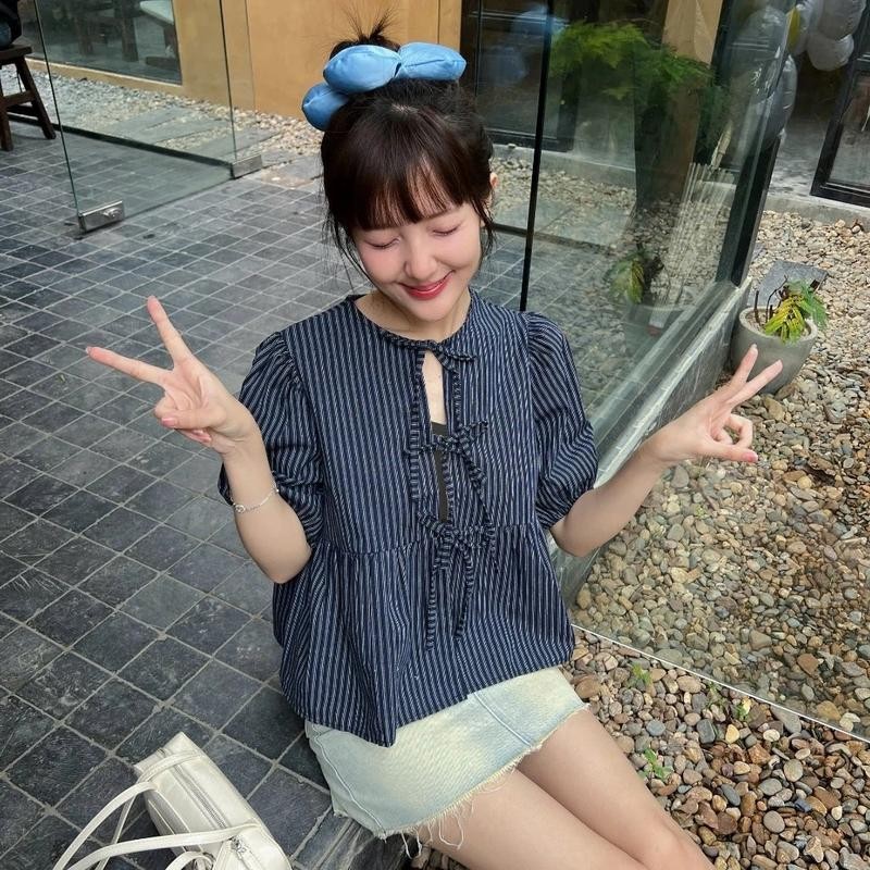 (Tặng kèm áo quây) Áo Babydoll Kẻ Buộc Nơ Tay Phồng, Áo Kiểu Nữ Tay Bồng Kèm Áo 2 Dây_A523