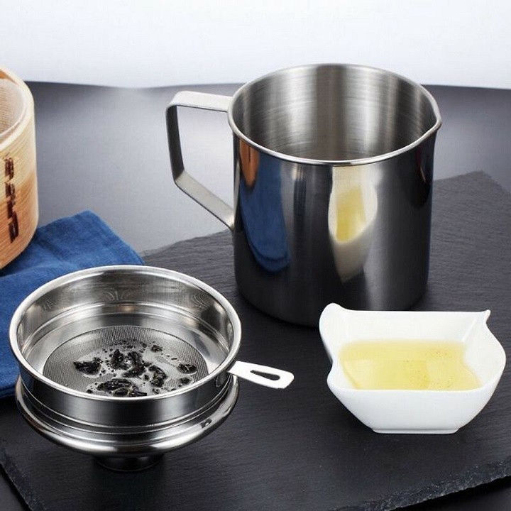 Ca Lọc Dầu Inox - Bình Lọc Cặn Dầu Ăn Cao cấp Có Nắp Đậy vô cùng tiện lợi