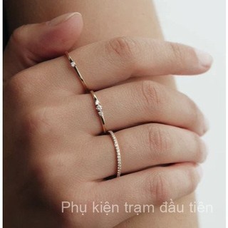 Còn hàng [2024 Mới] Nhẫn ba đá bằng vàng 14k với kim cương nhân tạo