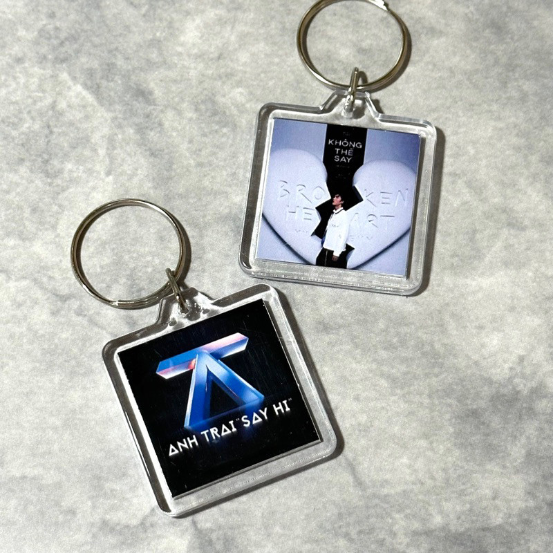 Móc khoá nhựa/Keyring ca sĩ Hiếu Thứ Hai/ HIEUTHUHAI(Đọc mô tả để biết thêm thông tin)