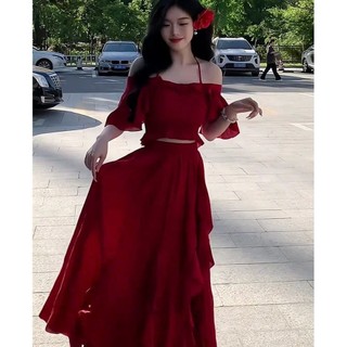 Say Wild Berry Đỏ Phù Hợp Với Đầm Nữ Tính Khí Top Không Đều Xù Siêu Cổ Tích Váy Hai Mảnh Phù Hợp Với 5.9