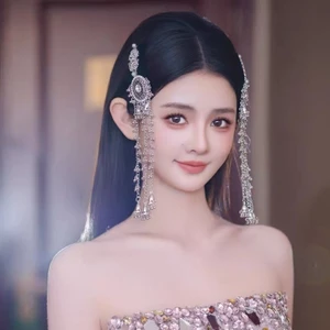MAUROPOLI [Sẵn Sàng] Phong Cách Trung Hoa Mới Tinh Tế Đính Kim Cương Bạc Cô Dâu Mũ Đội Đầu Retro Cung Điện Bên Kẹp Tóc Tua Rua Cao Cấp Kẹp Tóc Phụ Kiện Tóc