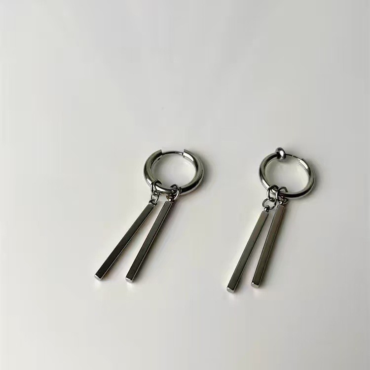 ✨Vuông Dính Nunchaku Bông Tai Bông Tai Thép Titan Thanh Dính Tai Kẹp Niche Đơn Giản Cấp Phụ Kiện Trang Sức 25.5.8