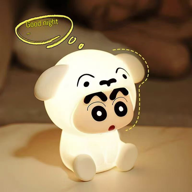Cảm Ứng Cảm Giác Crayon Shin-Chan Đèn Ngủ Mềm Mại Dễ Thương Hai Tốc Độ Có Thể Điều Chỉnh Pat Đèn Phòng Ngủ Đầu Giường Đèn LED Trang Trí Bàn Làm Việc