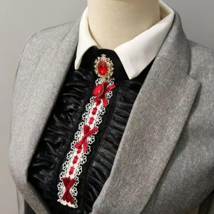 BTF Xù Satins Jabot Cổ Áo Sơ Mi Victoria Thời Trung Cổ Cổ Pha Lê