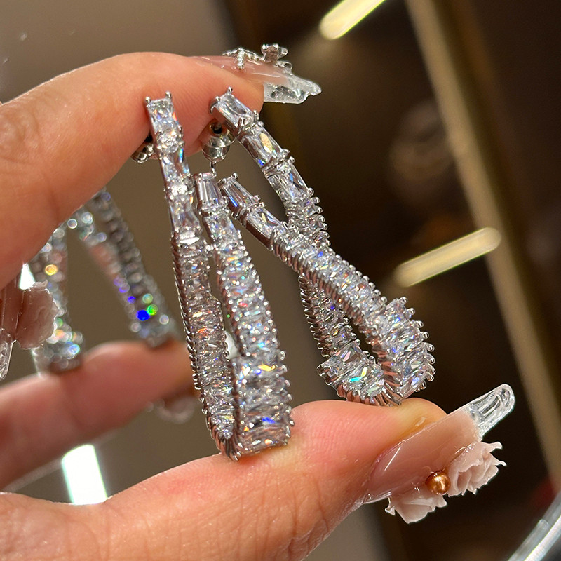 Бông tai tua rua zircon phong cách Hàn Quốc đơn giản