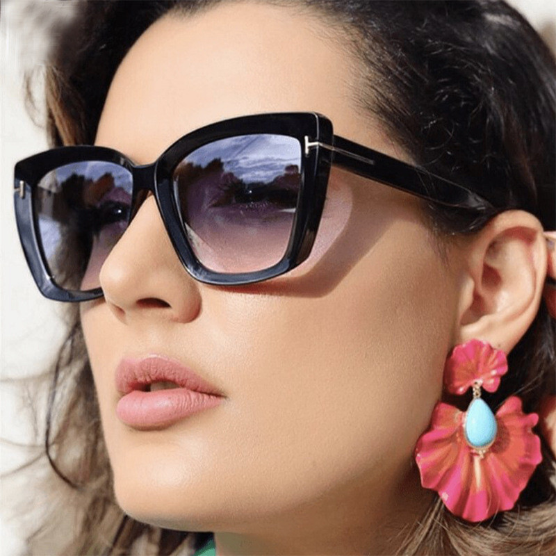 Kính Mát Vuông 2025 Phong Cách Mới Thời Trang Đơn Giản Retro Unisex Cao Cấp Kính Mát Sàn Catwalk UV400