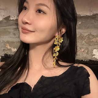 Phóng Đại Pháp Hoa Vàng Tua Rua Bông Tai Nữ Phong Cách Mới Nhẹ Sang Trọng Cao Cấp Bông Tai Niche Tính Khí Bông Tai