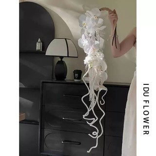 Bó hoa lan Thác nước kèm ngọc trai và rền rủ trắng  siêu sang trọng dài 1m