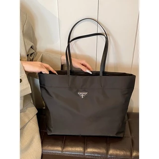 Túi Tote chống nước Vải Oxford chống nước Túi đeo một vai Nylon chống nước Túi mua sắm Nữ dung tích lớn màu đen dung tích lớn gọn nhẹ