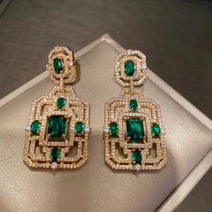 Nhẹ nhàng Tính khí sang trọng Đẹp sang trọng Bông tai vuông tinh tế Zircon