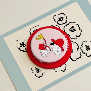 Giá đỡ điện thoại họa tiết Snoopy Dogg màu đỏ cho iPhone 11 13Promax 15promax 15pro 14pro 12pro16promax 16plus 16 Giá đỡ điện thoại