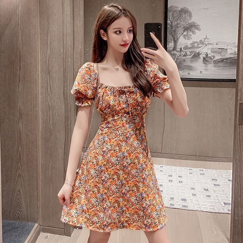 Váy hoa cho phụ nữ mùa hè, váy cổ vuông tay phồng mới