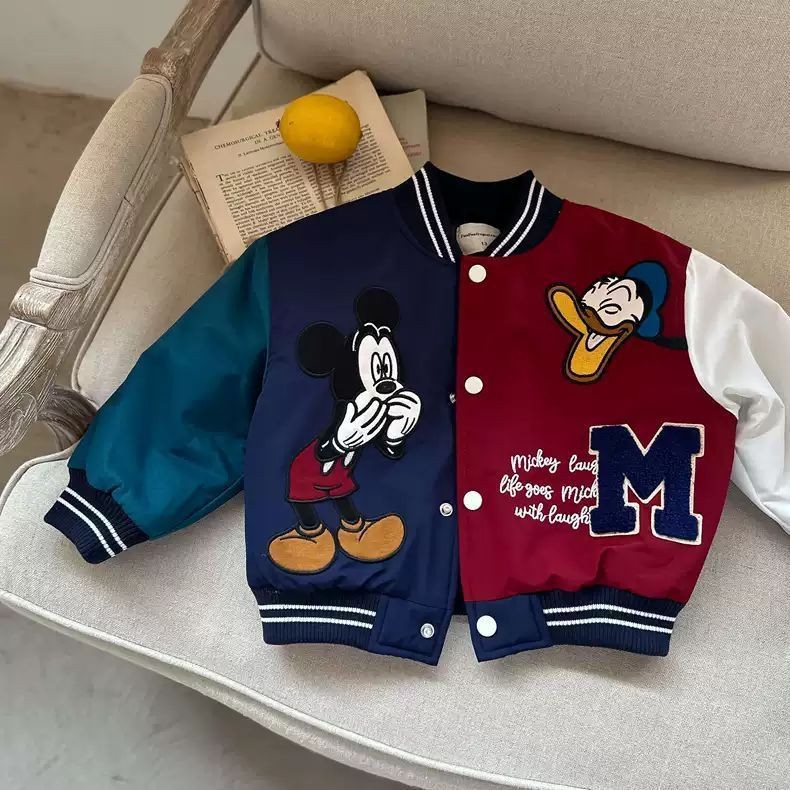 Hàng sẵn có Áo khoác hoạt hình cho trẻ em Bé trai Thu đông Phong cách mới Trẻ em Áo khoác đệm Cotton đẹp trai Hợp thời trang Áo khoác đồng phục bóng chày cho bé gái Quilted