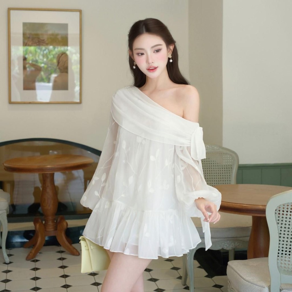 Set nữ Khiết Fashion gồm váy babydoll lệch vai tơ hoa bay bổng kèm quần rời KS125