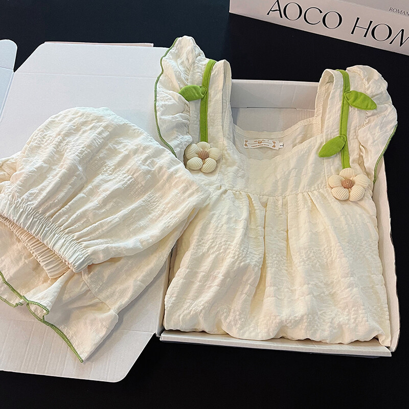 Bộ Đồ Ngủ Nữ Mùa Hè Sling Phù Hợp Với Miếng Lót Ngực Áo Ngực Không Mặc Dễ Thương Phong Cách Nhật Bản Áo Khoác Ngoài Nhà Quần Áo Phù Hợp Với