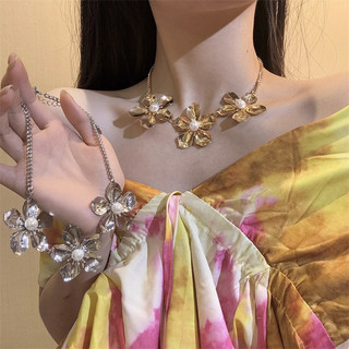 1 Chiếc Thiết Kế Thời Trang Kim Loại Hoa Vòng Cổ Nữ Phong Cách Âu Mỹ Chụp Ảnh Đường Phố Ngọc Trai Cánh Hoa Xương Đòn Dây Xích Cổ