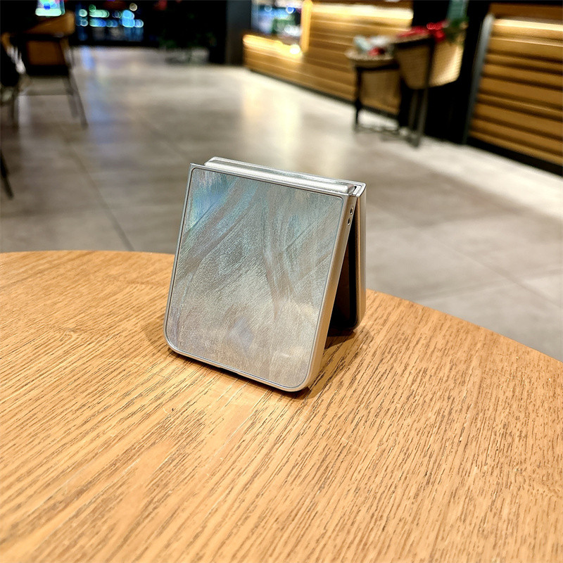 Vỏ sợi băng và lông vũ đầy màu sắc bằng Laser cho Samsung Galaxy Z Flip 5 Flip 6 Flip 4 Z Flip 4 5 6 Vỏ bảo vệ Camera cứng
