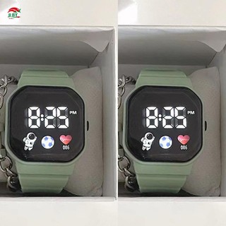Đồng hồ điện tử kỹ thuật số Led Phi hành gia Mặt vuông lớn Đồng hồ màn hình Led cho trẻ em Học sinh