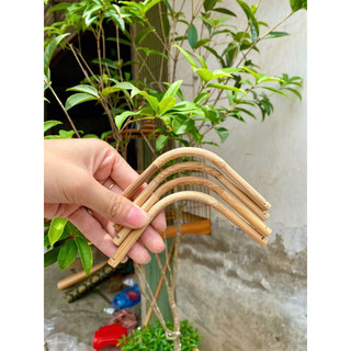 Cầu góc tre lồng , tre già chắc chắn mào