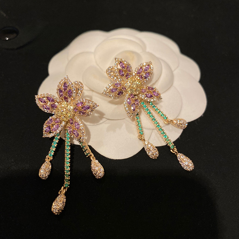 Bông Tai Zircon Phong Cách Hàn Quốc Với Thiết Kế Tua Rua Thả Nước Tinh Tế