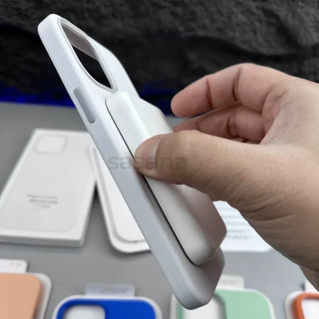 (1: 1) Silicon lỏng từ tính cho iphone 12 / 13 / Promax / pro / mini / Vỏ điện thoại chất lượng cao Bật lên hoạt hình